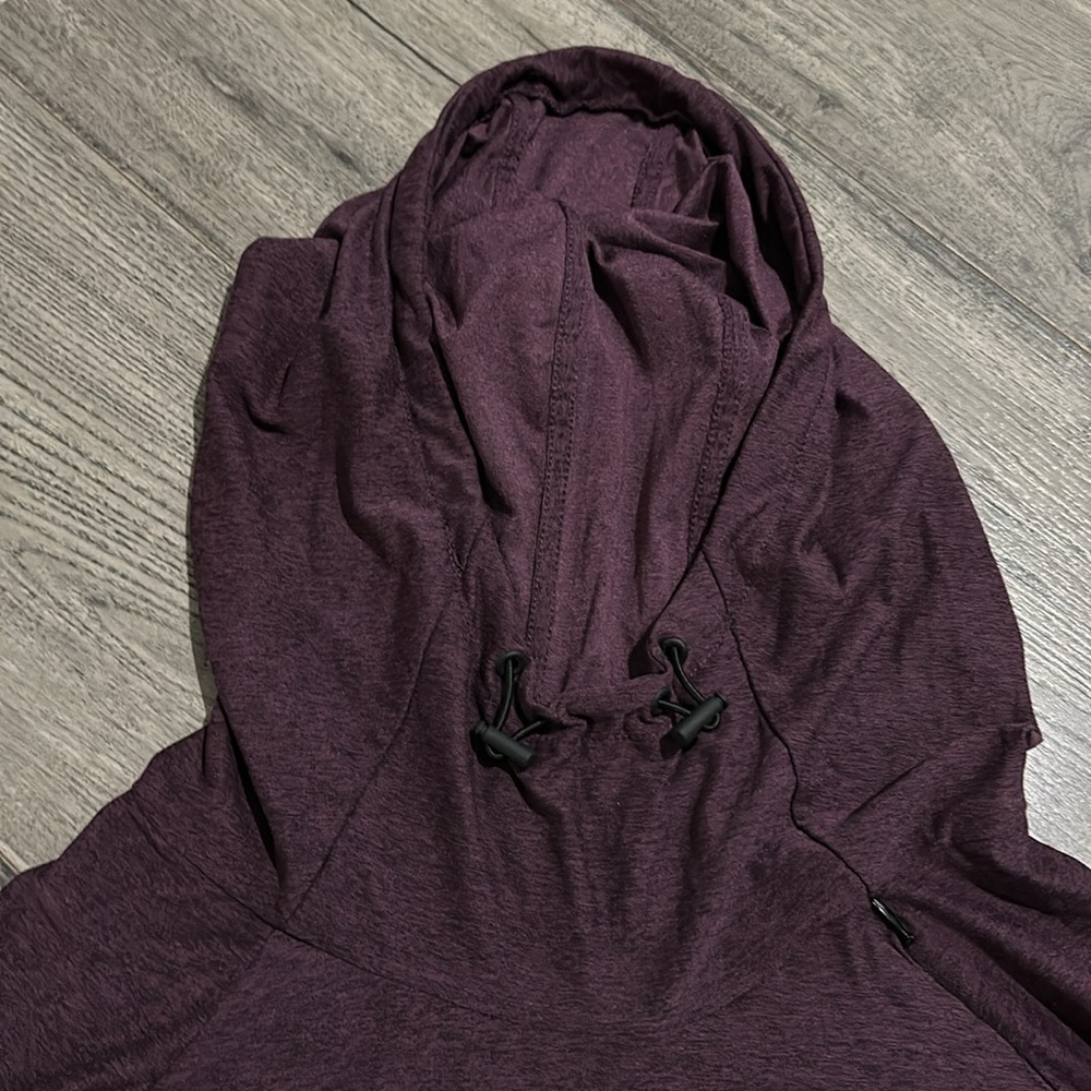 We wander running hoodie - Picture 3 of 4